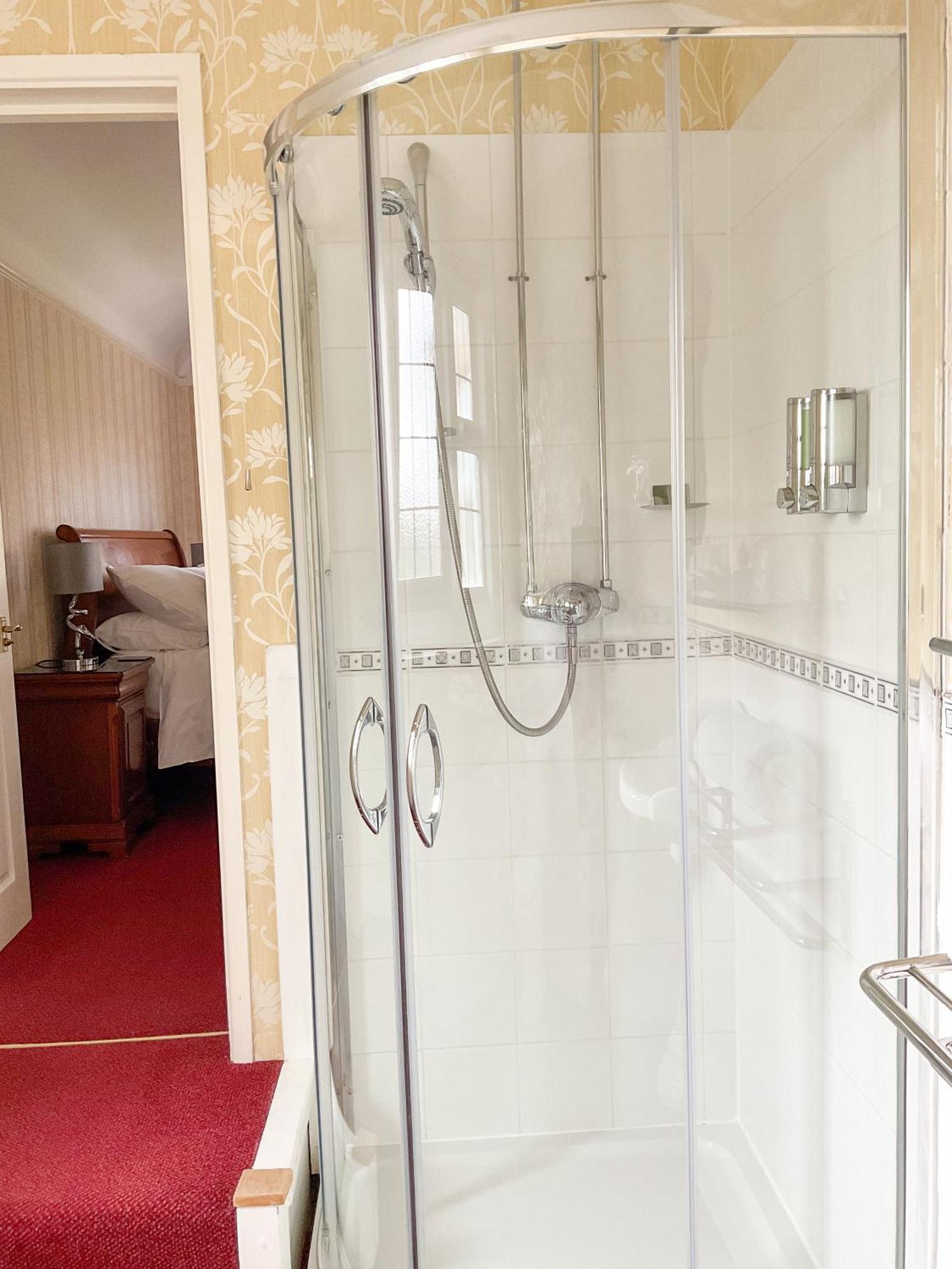 Southlands B&B 버튼온더워터 객실 사진